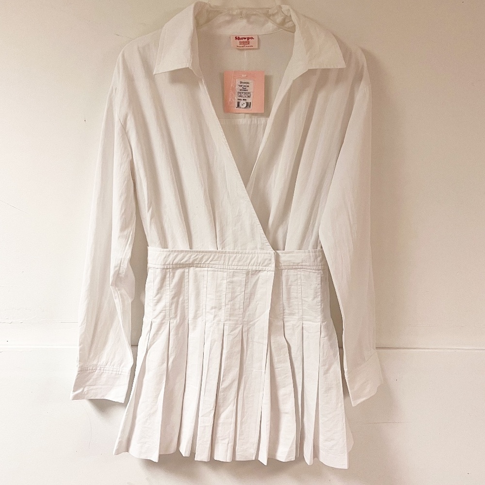 Showpo White Pleated Tennis Skort Long Sleeve Women's Size 6 NWT